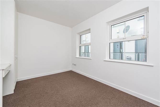 1 Eyre Court, Eyre Street, Newbridge, Co. Kildare