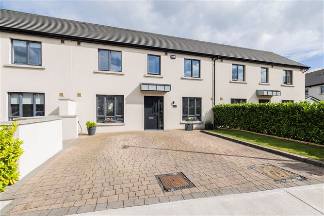 6 The Walk, Semple Woods, Donabate, County Dublin