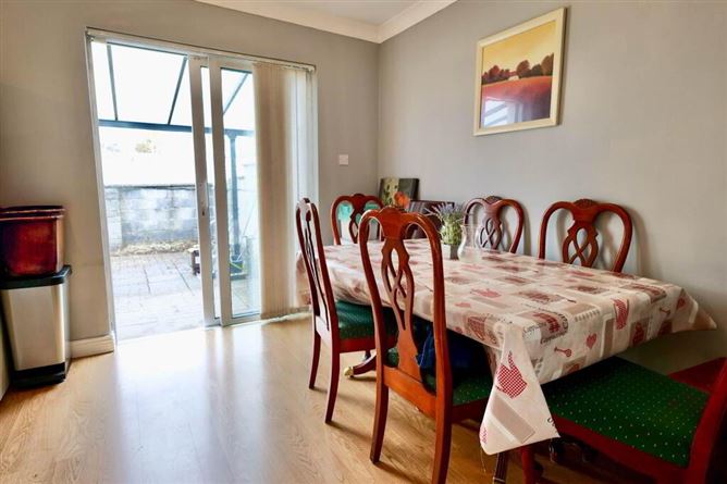 Tir, Henry Street Mews, Saint Alphonsus Street, Limerick