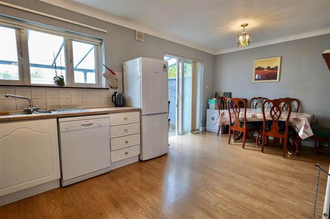 Tir, Henry Street Mews, Saint Alphonsus Street, Limerick