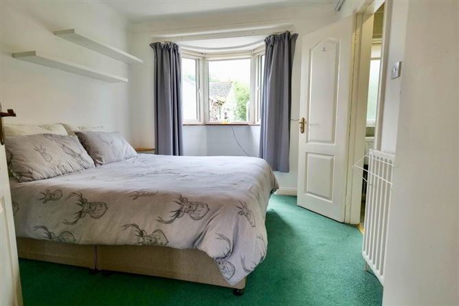 Tir, Henry Street Mews, Saint Alphonsus Street, Limerick