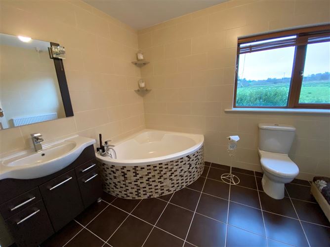 Knockinane East, Kilcummin, Killarney, Co. Kerry