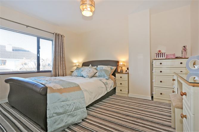 12 Ferndale, Ennis Road, Limerick