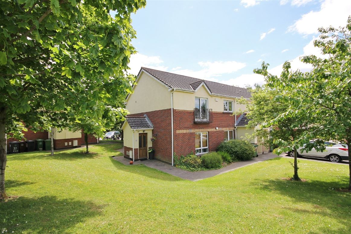 27 Mount Andrew Rise, Lucan, Co. Dublin DNG Lucan 4599335 MyHome