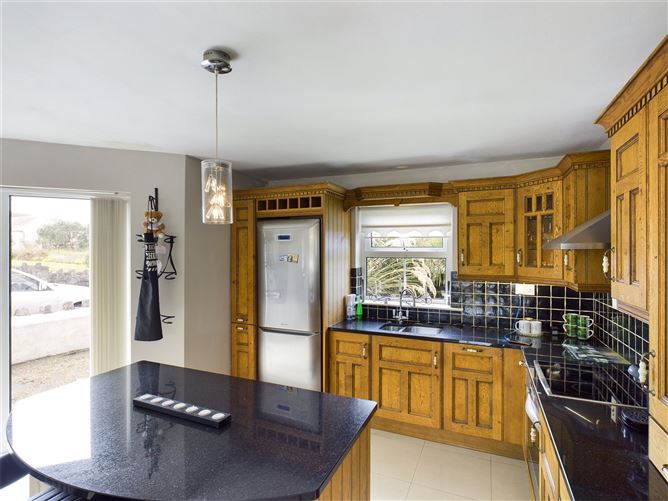 Cusheen, Corbally, Kilkee, Co. Clare.