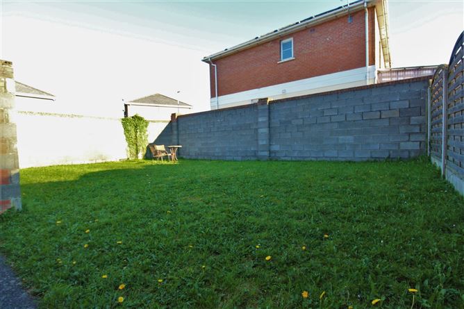 59 Curragh Hall Crescent, Tyrrelstown, Dublin 15