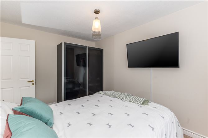 27 Cherrywood Drive, Termonabbey, Drogheda, Louth