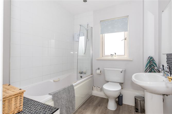 27 Cherrywood Drive, Termonabbey, Drogheda, Louth