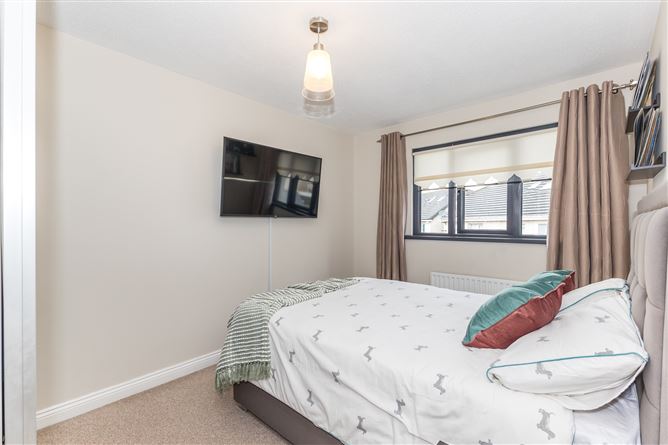 27 Cherrywood Drive, Termonabbey, Drogheda, Louth