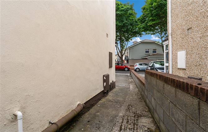195 Whitethorn Gardens, Palmerstown, Dublin 22