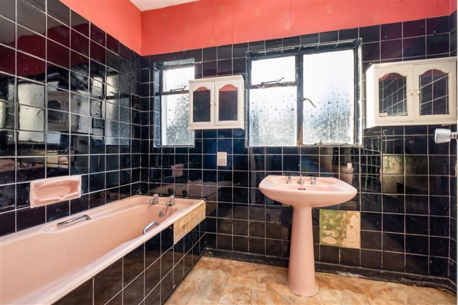 Glenamar, 6 Barnacoille Park, Dalkey, County Dublin