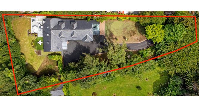Hollybrook House, Glenamuck Road, Carrickmines, Dublin 18