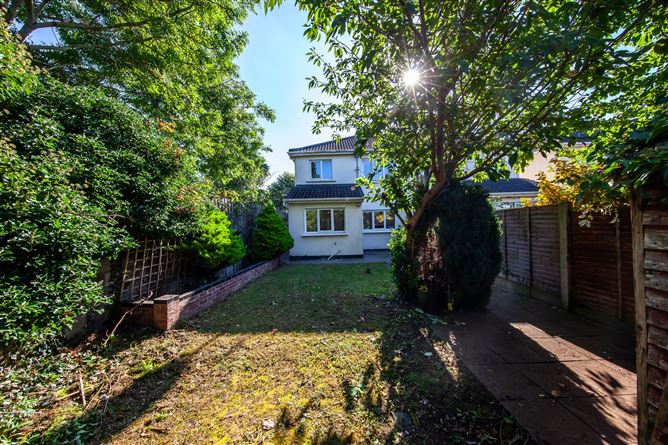 2 Liffey Crescent, Liffey Valley Park, Lucan, Dublin