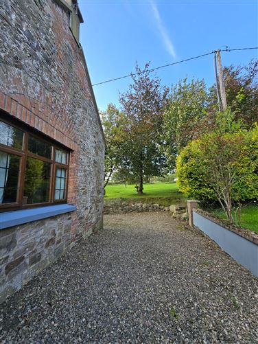The Coach House 1 & 2, Castlecrine, Sixmilebridge, Co. Clare