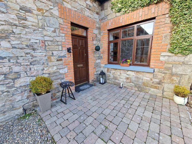 The Coach House 1 & 2, Castlecrine, Sixmilebridge, Co. Clare