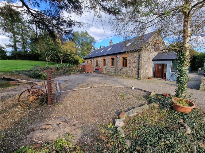 The Coach House 1 & 2, Castlecrine, Sixmilebridge, Co. Clare