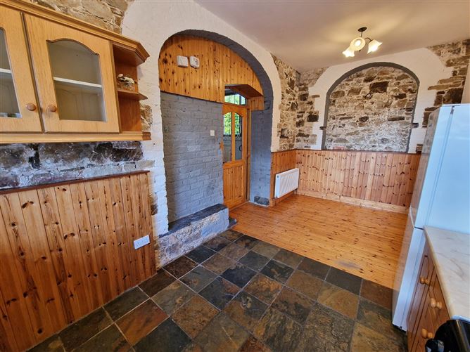 The Coach House 1 & 2, Castlecrine, Sixmilebridge, Co. Clare