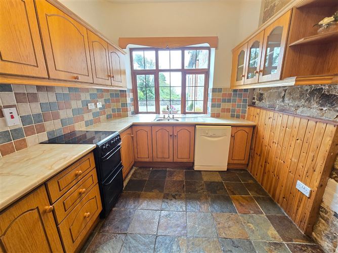 The Coach House 1 & 2, Castlecrine, Sixmilebridge, Co. Clare