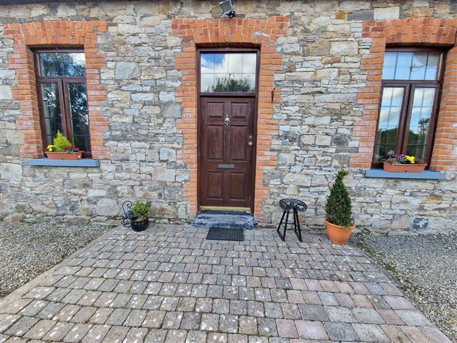 The Coach House 1 & 2, Castlecrine, Sixmilebridge, Co. Clare