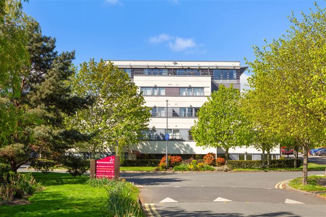 Apartment 17, Le Hunt House, Brennanstown Square 