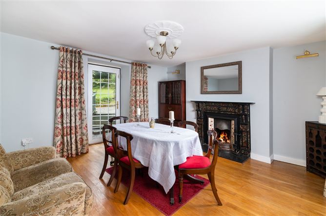 Castle View, Ballynahimmey, Clonaslee, Co. Laois