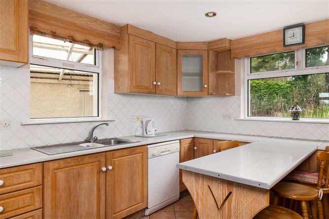 Castle View, Ballynahimmey, Clonaslee, Co. Laois