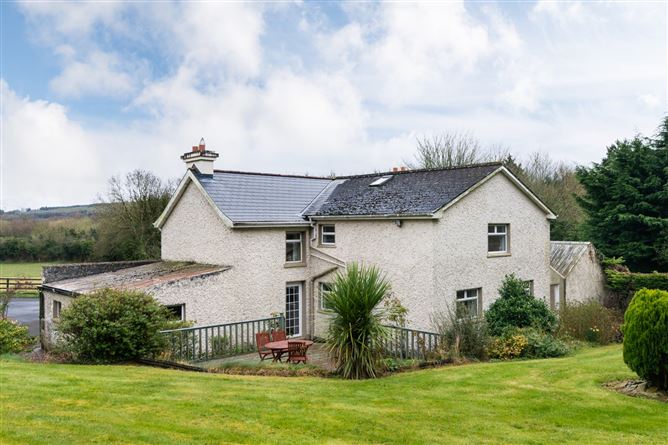 Castle View, Ballynahimmey, Clonaslee, Co. Laois