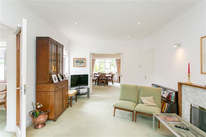 6 Taney Lawn, Dundrum, Dublin 14