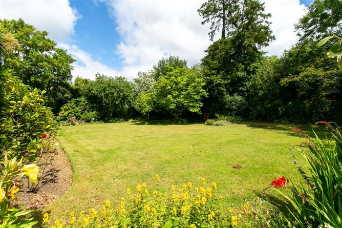 6 Taney Lawn, Dundrum, Dublin 14