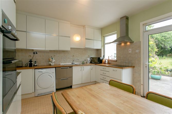 6 Taney Lawn, Dundrum, Dublin 14