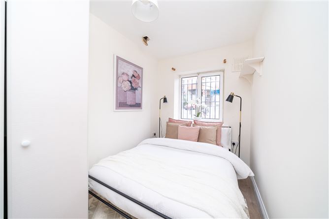 1 The Olde Dock, Little Ship Street, South City Centre - D8, Dublin 8