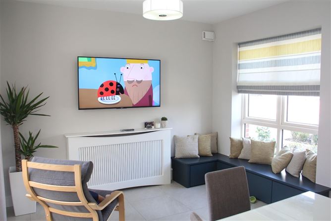 15, ShackletonWay, Lucan, Co.Dublin, Lucan,   Dublin West, K78R2F4