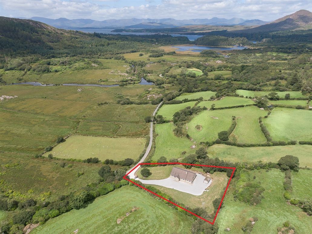 Clogherane, Lauragh Upper, Kenmare, Co. Kerry Clogherane, Lauragh Upper, Kenmare, Co. Kerry