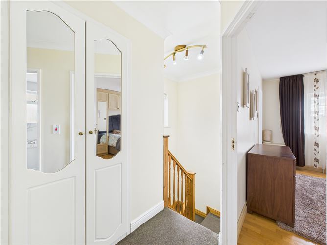 9 Elmfield Close, Clarehall, Dublin 13