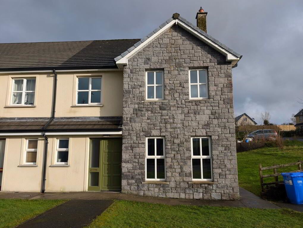 14 Church Manor, Carrigallen, Cavan