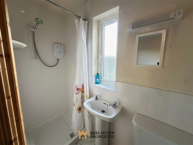 10 Ardeelan Cottages, Rossnowlagh, County Donegal