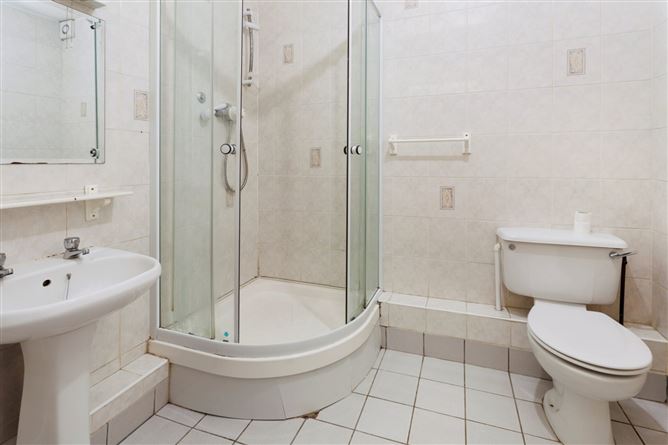 20 Rochfort House, Dean Court, Patrick Street, Dublin 8