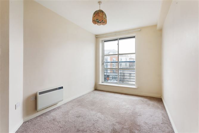 20 Rochfort House, Dean Court, Patrick Street, Dublin 8