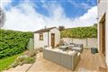 77 Sandyford Downs