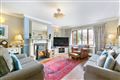 77 Sandyford Downs