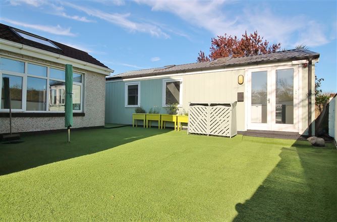 8 Drysdale Close, Old Bawn, Tallaght, Dublin 24