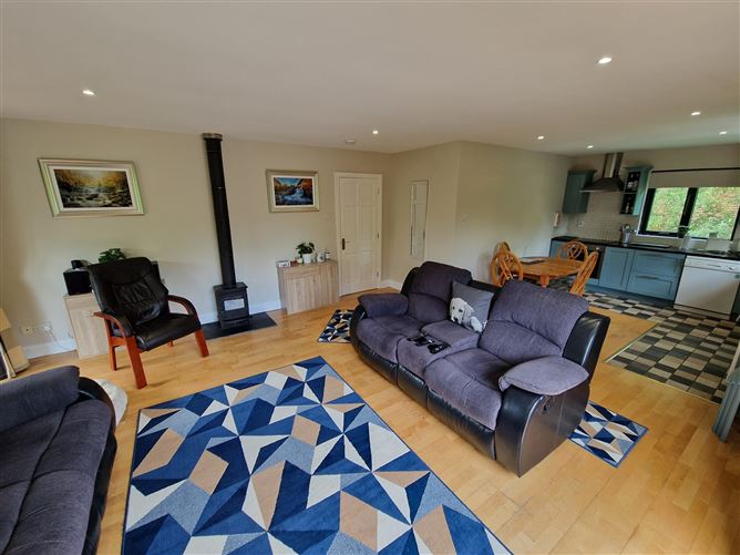 2 Cornadarragh, Belturbet, Cavan