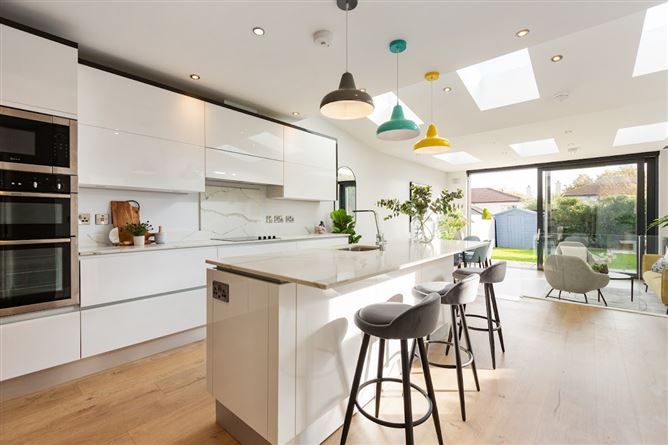 63 Mount Eagle Drive, Leopardstown, Dublin 18