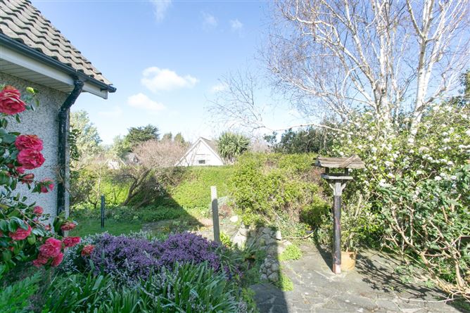 12 Saint Thomas Mead, Mount Merrion, Blackrock, Co. Dublin