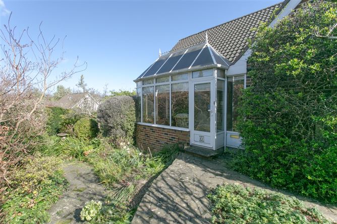 12 Saint Thomas Mead, Mount Merrion, Blackrock, Co. Dublin