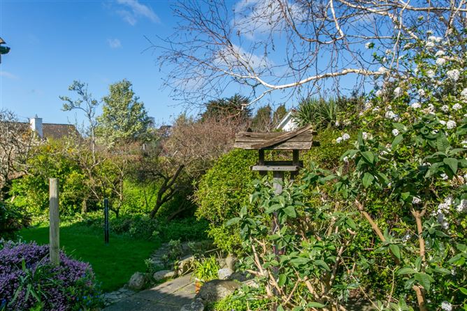 12 Saint Thomas Mead, Mount Merrion, Blackrock, Co. Dublin