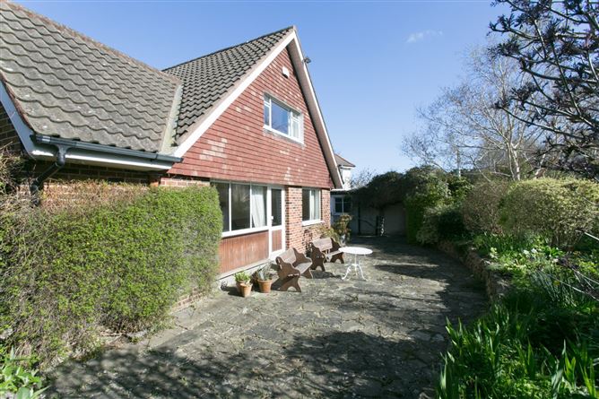 12 Saint Thomas Mead, Mount Merrion, Blackrock, Co. Dublin