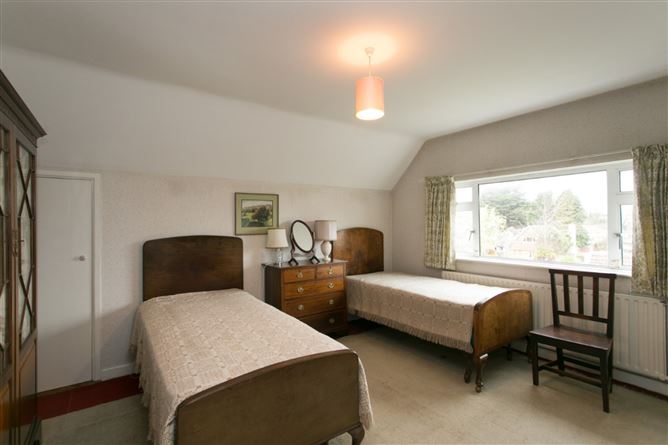 12 Saint Thomas Mead, Mount Merrion, Blackrock, Co. Dublin