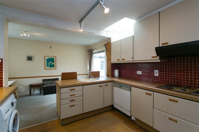 12 Saint Thomas Mead, Mount Merrion, Blackrock, Co. Dublin