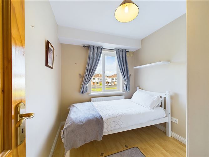 40 The Hawthorns, Limerick Road, Ennis, Co. Clare